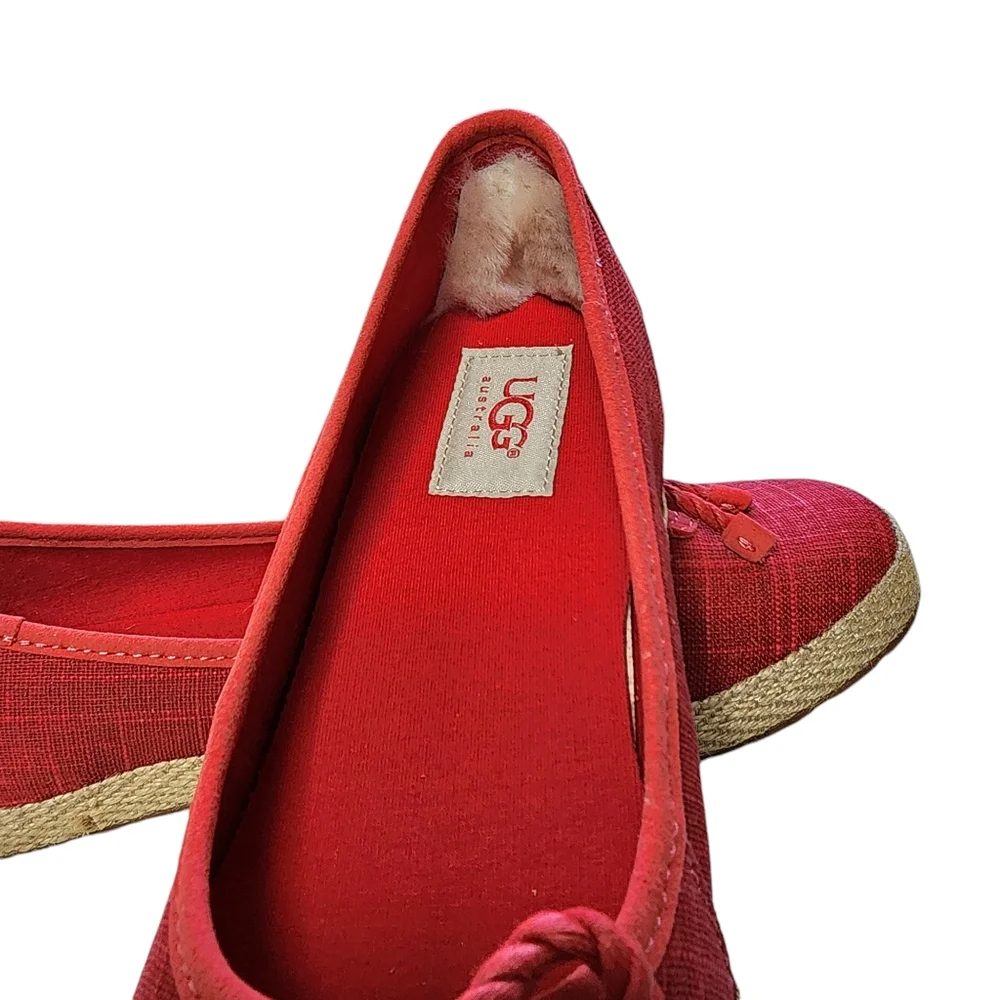 Ugg Syleste espadrille flats slip-on red canvas shearling inside sz 8.5